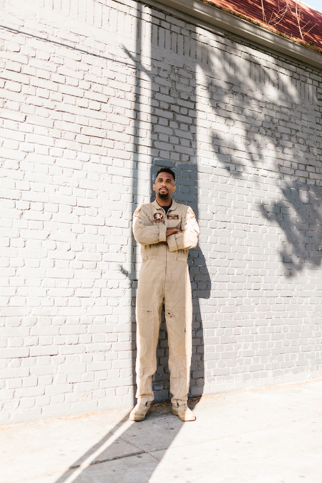 Veterans Essay Ideas that delve into the valorous deeds, sacrifice, and the life beyond the battlefield of our heroic soldiers.